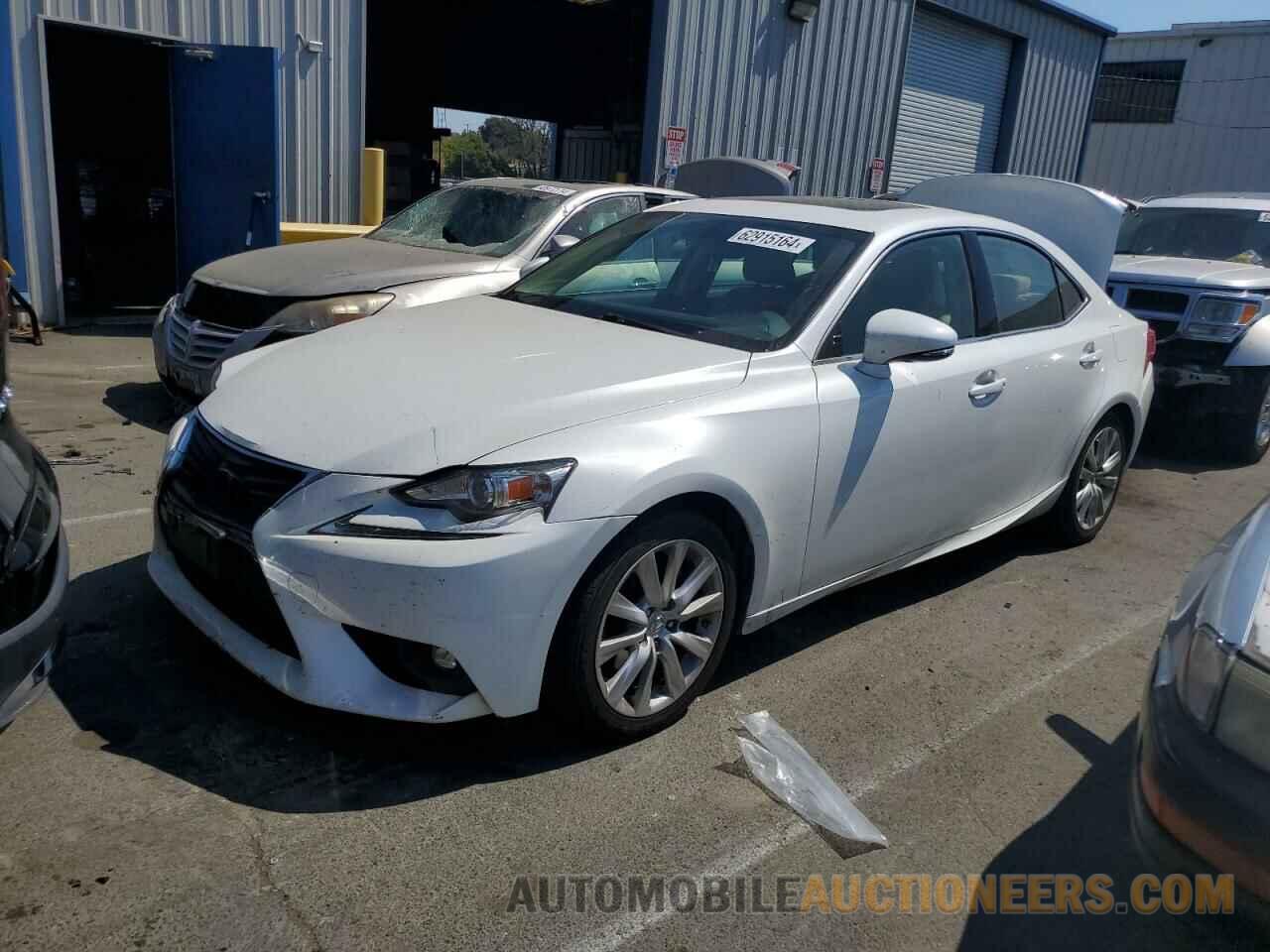 JTHBF1D20F5080483 LEXUS IS 2015