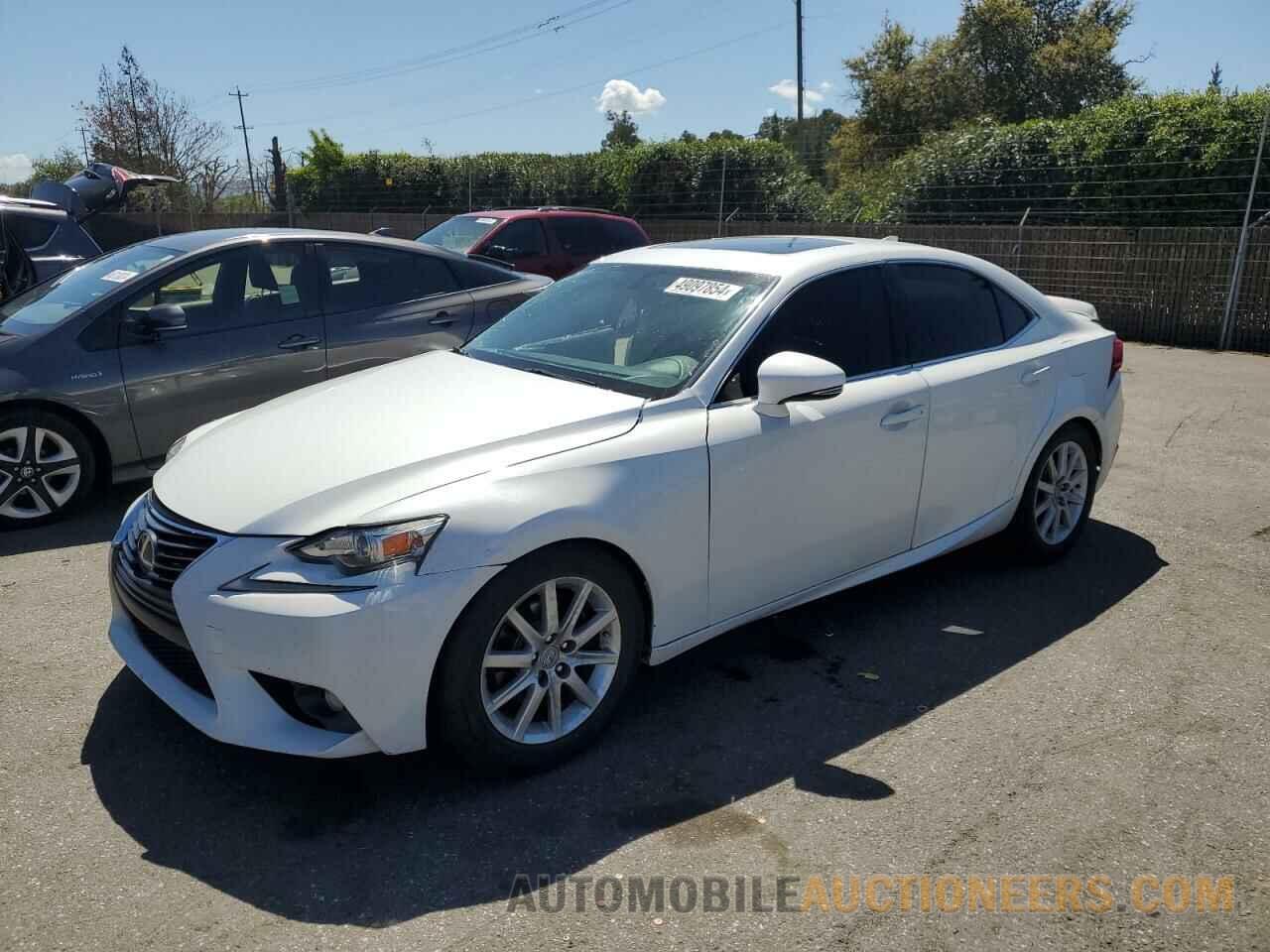 JTHBF1D21F5048884 LEXUS IS 2015