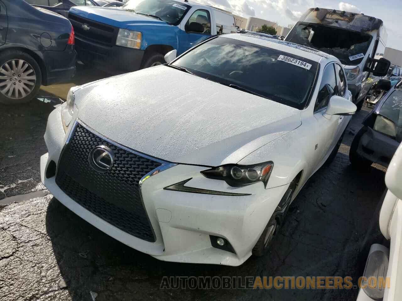 JTHBF1D21F5070397 LEXUS IS 2015