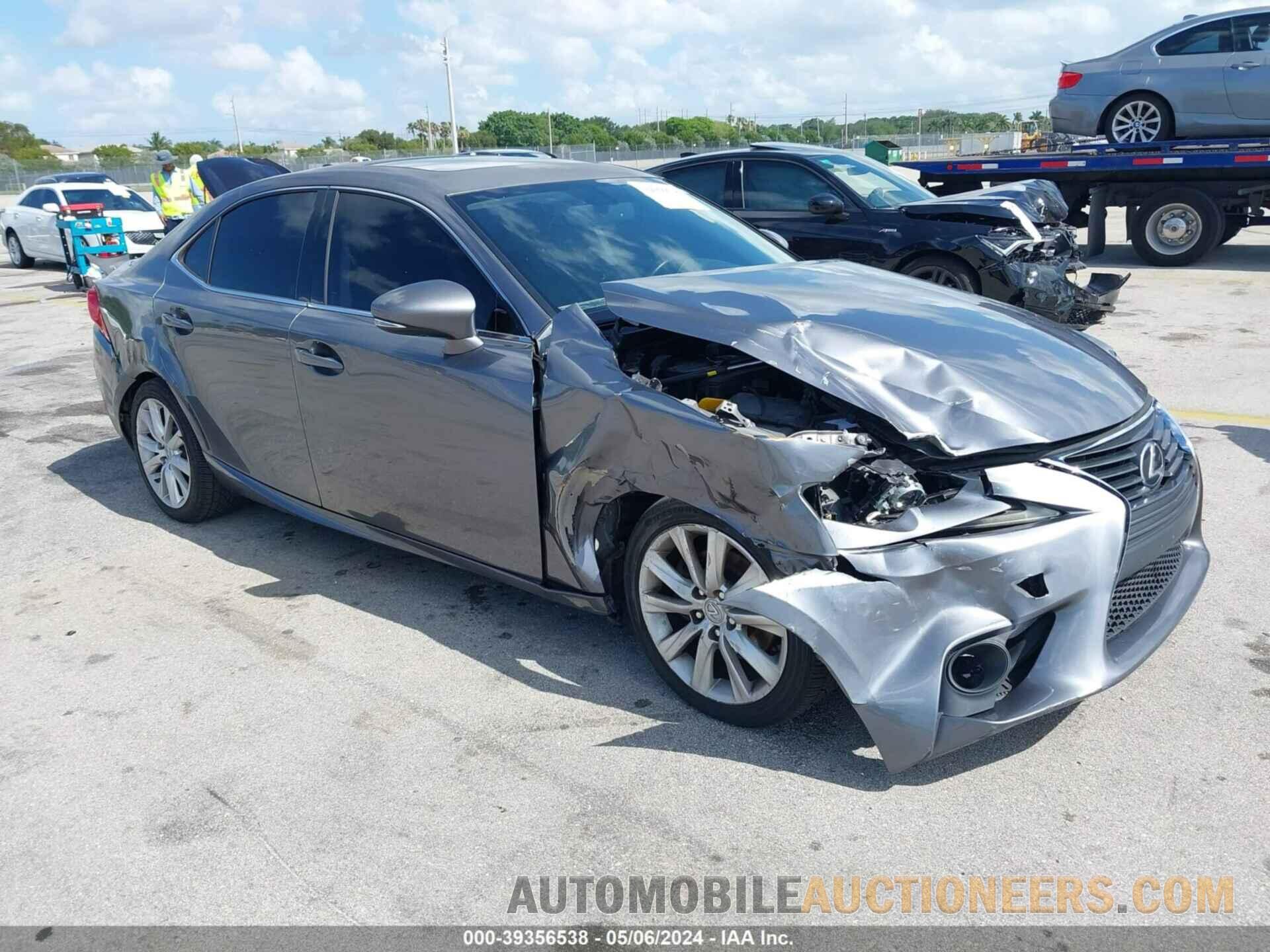 JTHBF1D21F5072425 LEXUS IS 250 2015