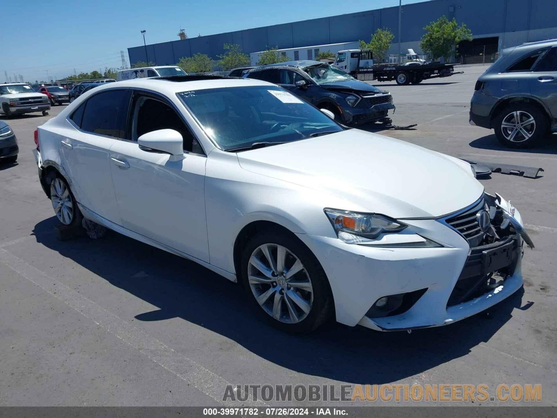 JTHBF1D22F5049865 LEXUS IS 250 2015