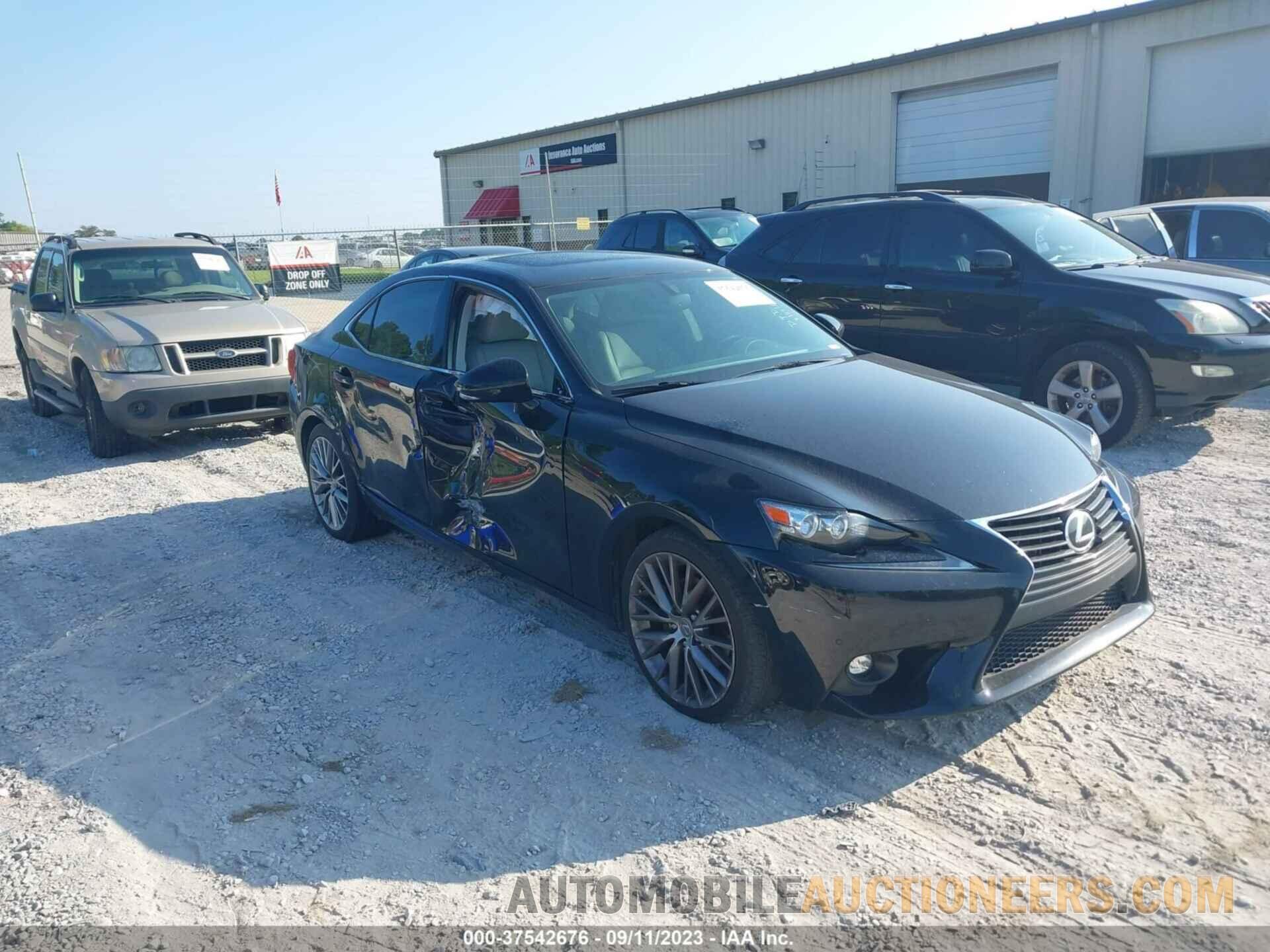 JTHBF1D22F5054242 LEXUS IS 2015