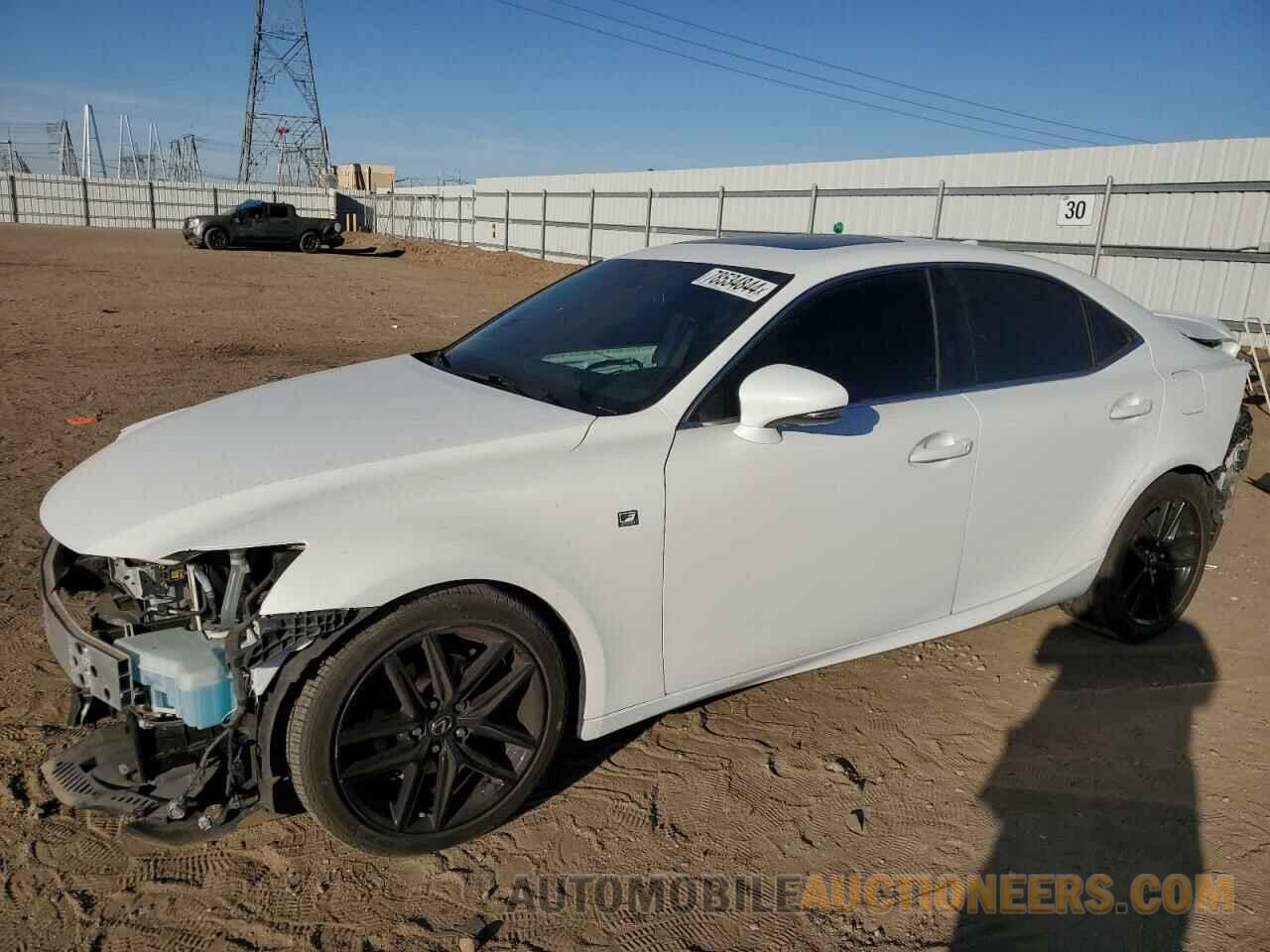 JTHBF1D22F5055679 LEXUS IS 2015