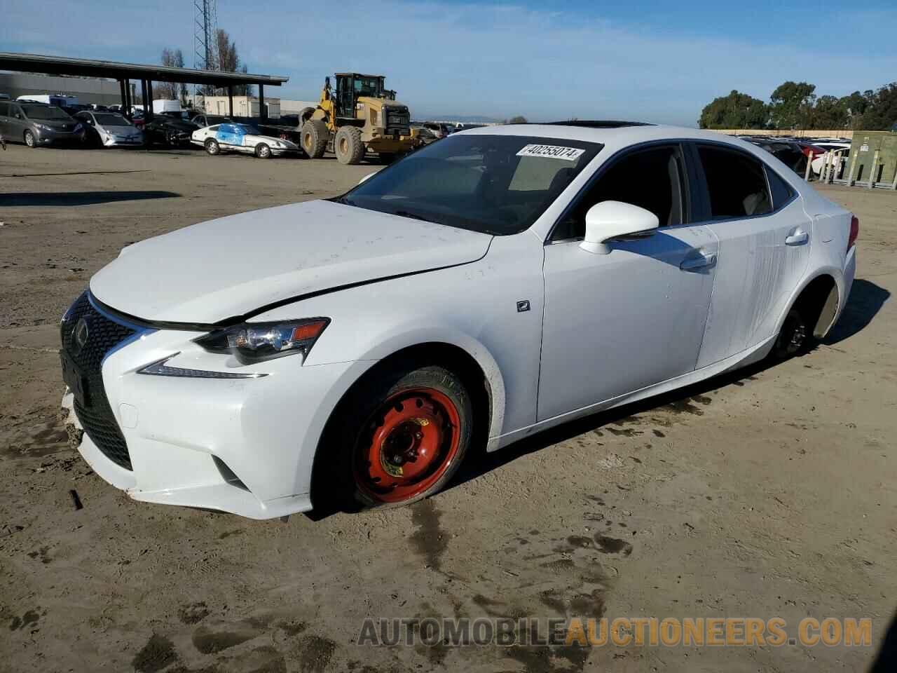 JTHBF1D22F5057528 LEXUS IS 2015