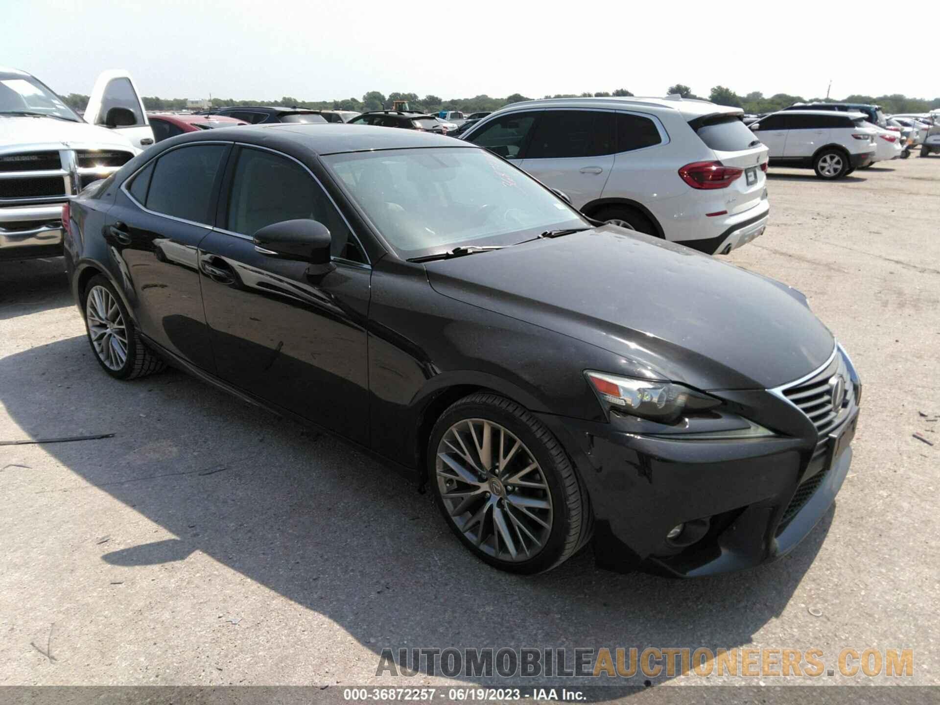 JTHBF1D22F5061384 LEXUS IS 250 2015