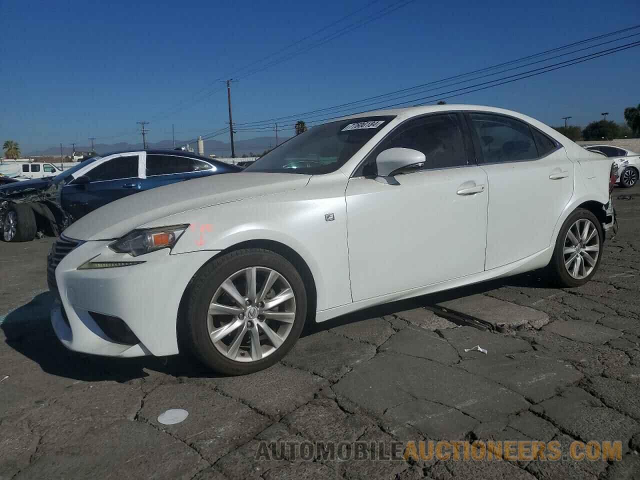 JTHBF1D23F5044111 LEXUS IS 2015