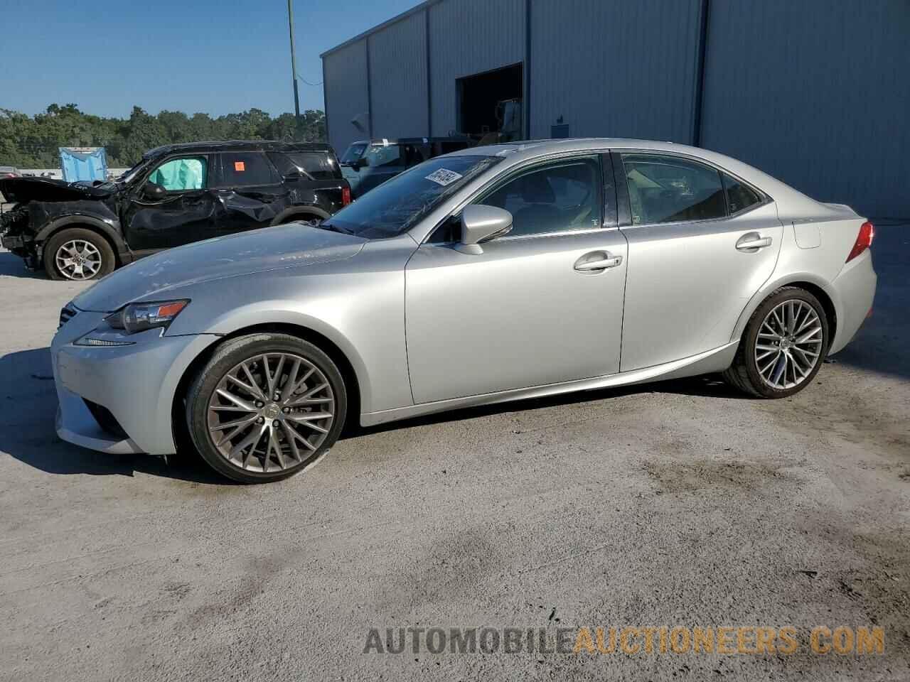 JTHBF1D23F5044822 LEXUS IS 2015