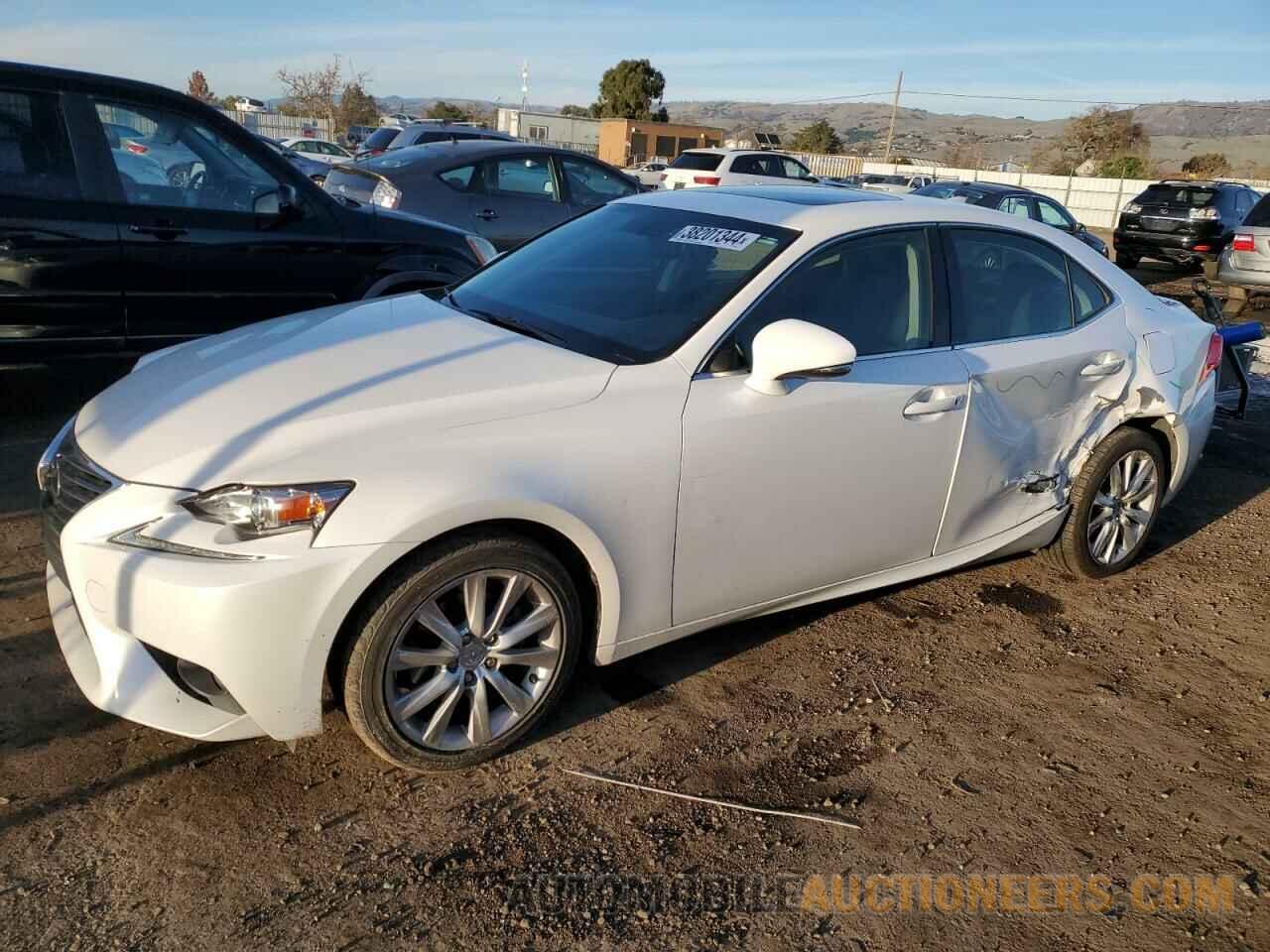 JTHBF1D23F5047008 LEXUS IS 2015