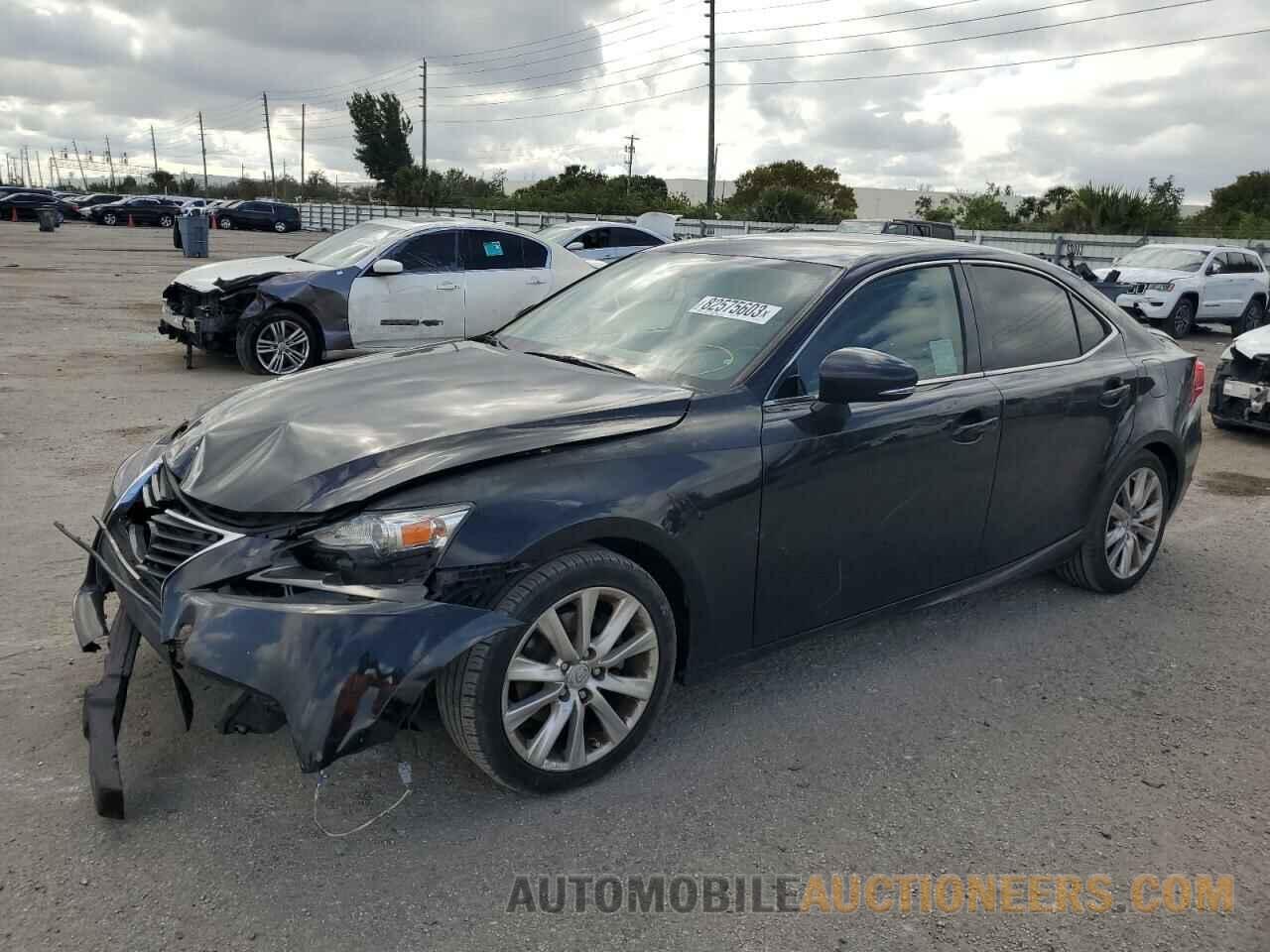 JTHBF1D23F5057294 LEXUS IS 2015