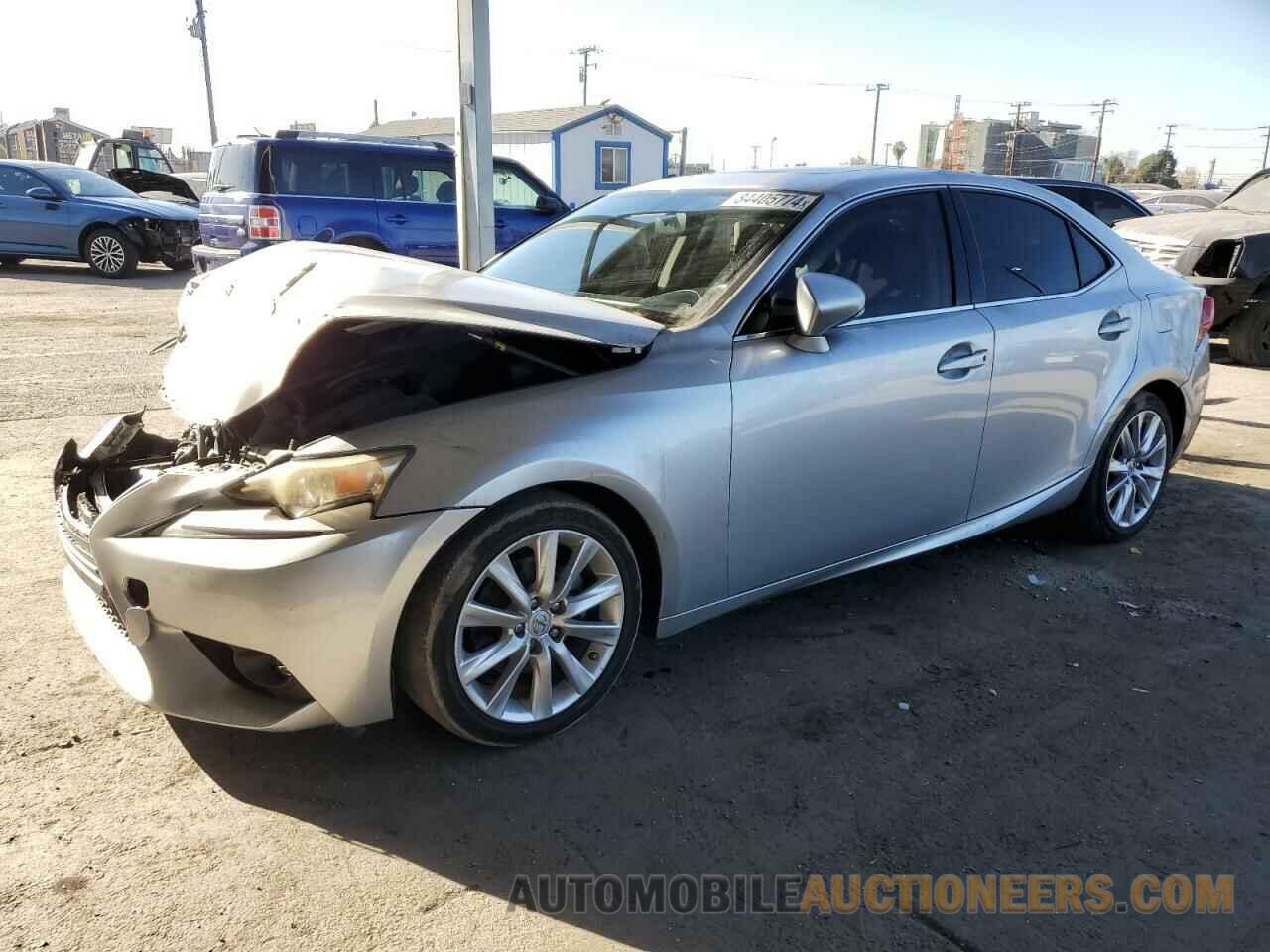 JTHBF1D23F5057974 LEXUS IS 2015