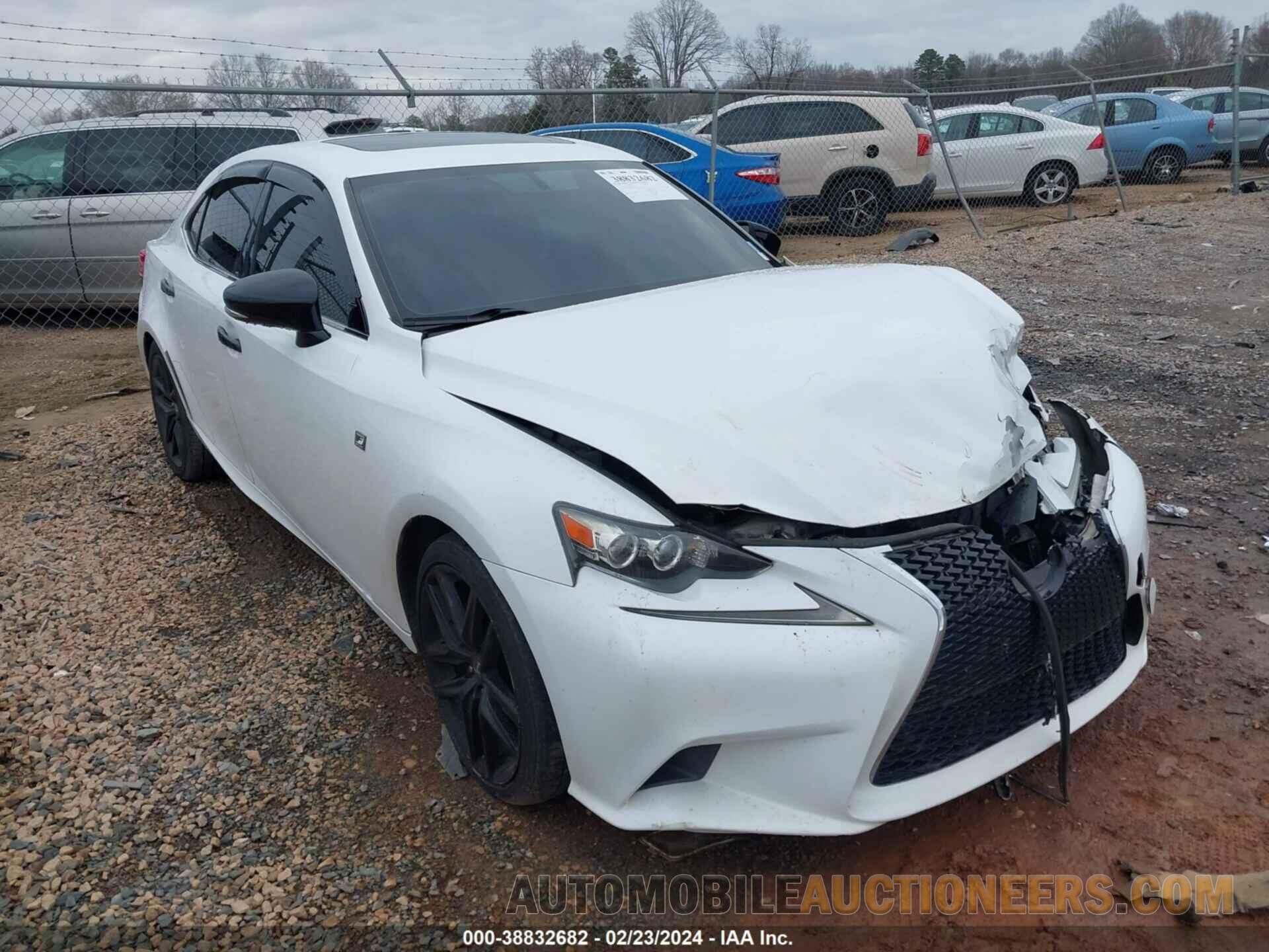 JTHBF1D23F5066979 LEXUS IS 250 2015