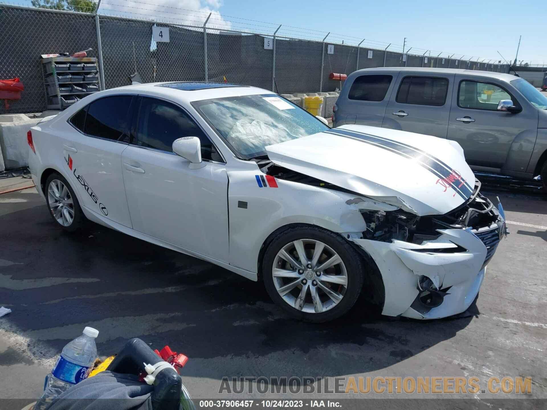 JTHBF1D23F5074984 LEXUS IS 250 2015