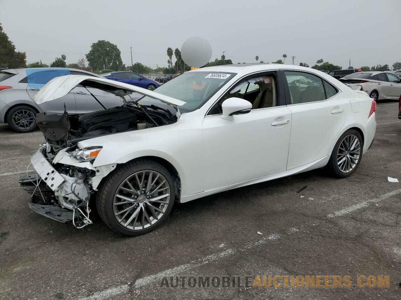 JTHBF1D24F5080812 LEXUS IS 2015