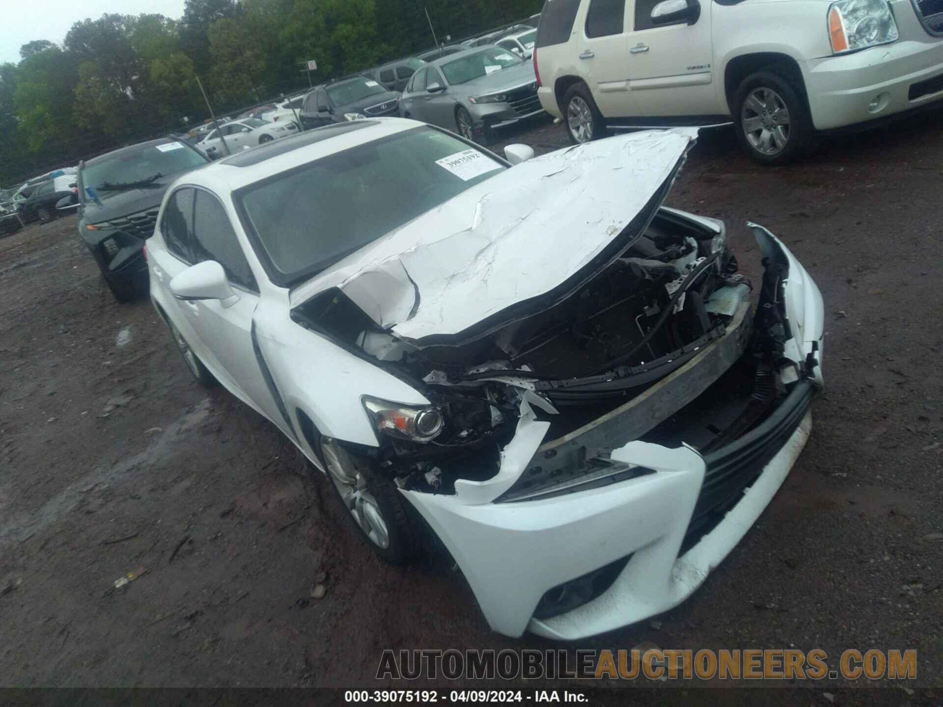 JTHBF1D26F5044152 LEXUS IS 2015