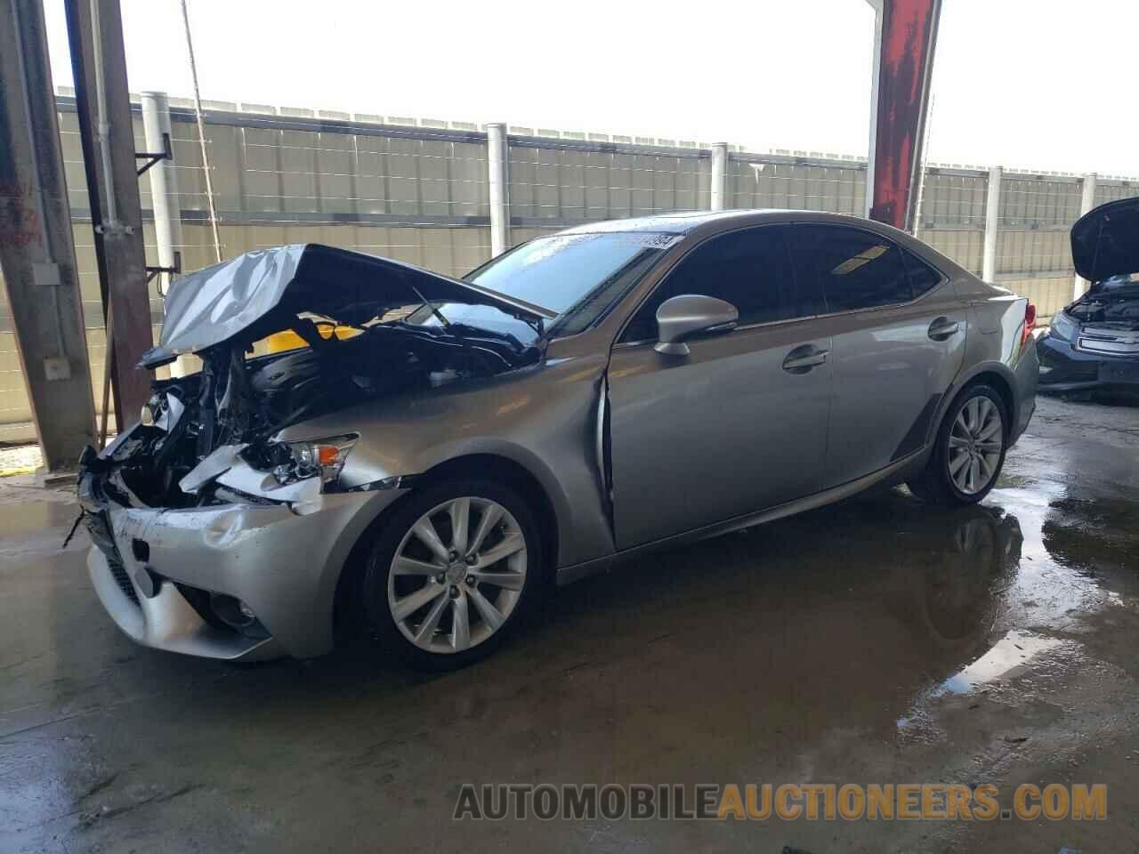 JTHBF1D26F5059377 LEXUS IS 2015