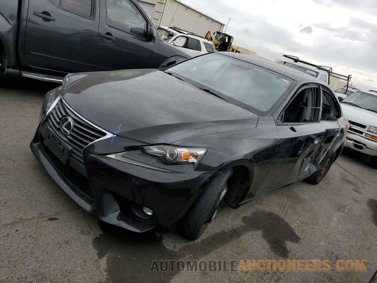 JTHBF1D26F5069066 LEXUS IS 2015