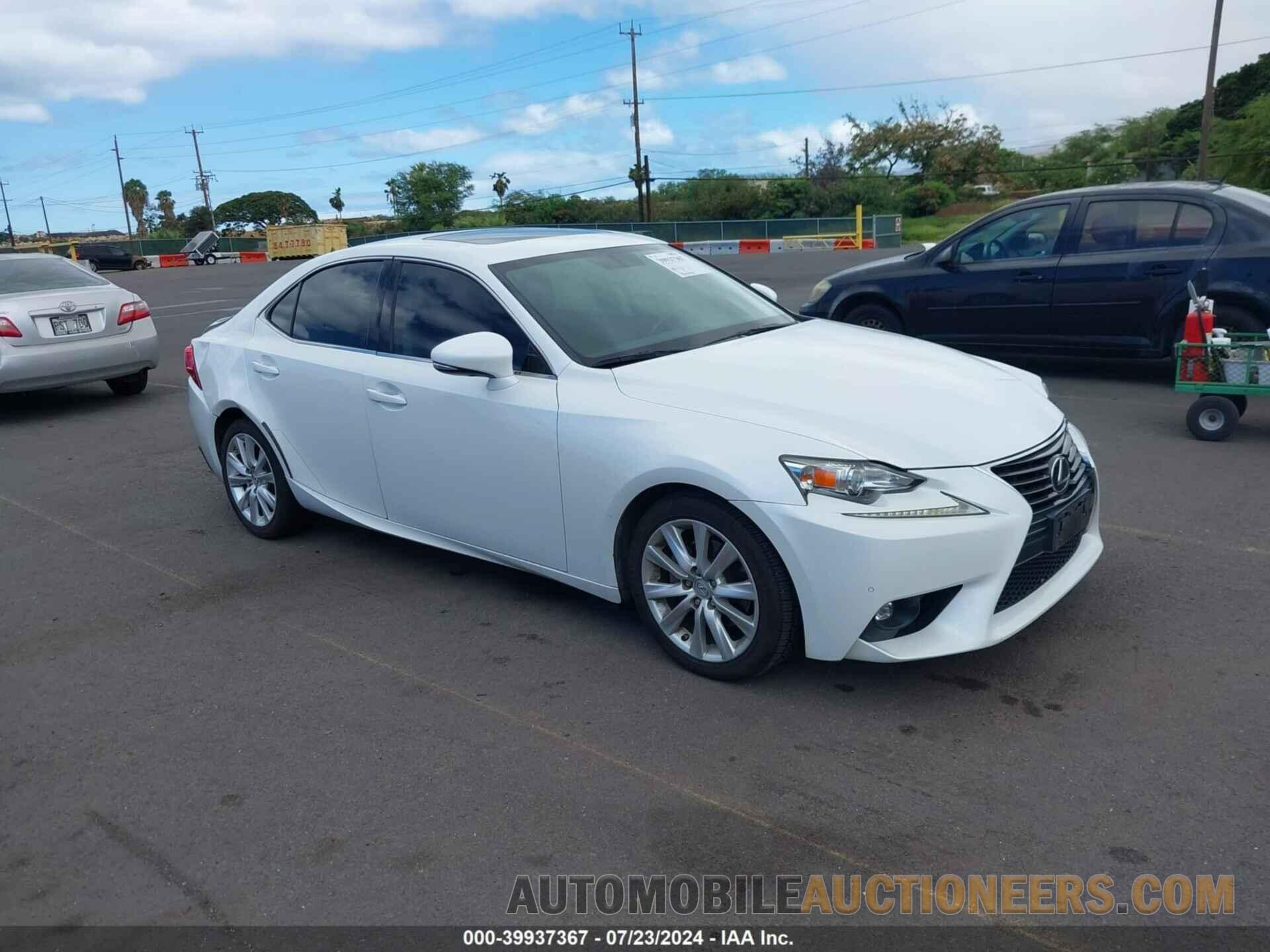 JTHBF1D26F5075546 LEXUS IS 250 2015