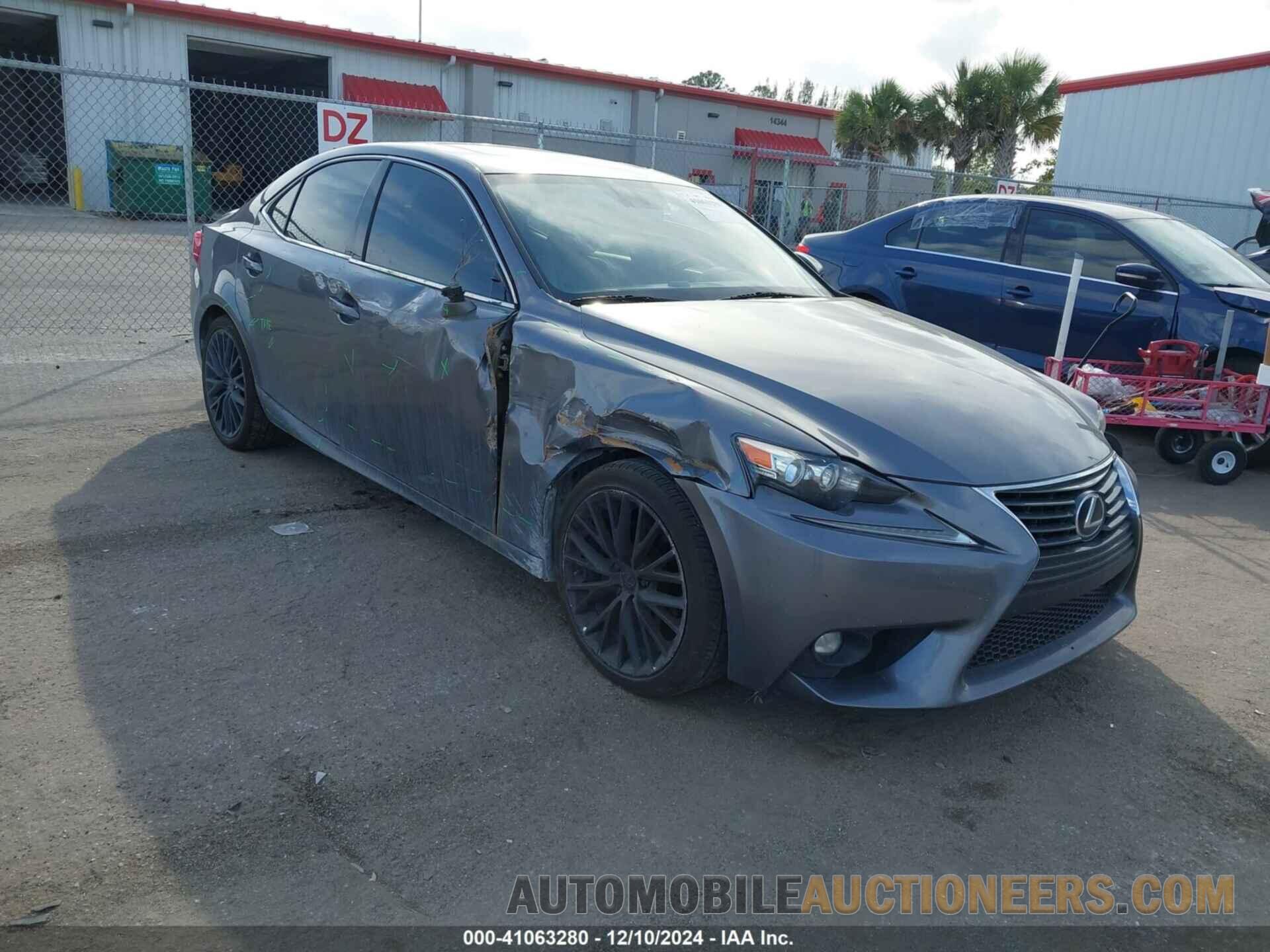 JTHBF1D26F5077457 LEXUS IS 250 2015