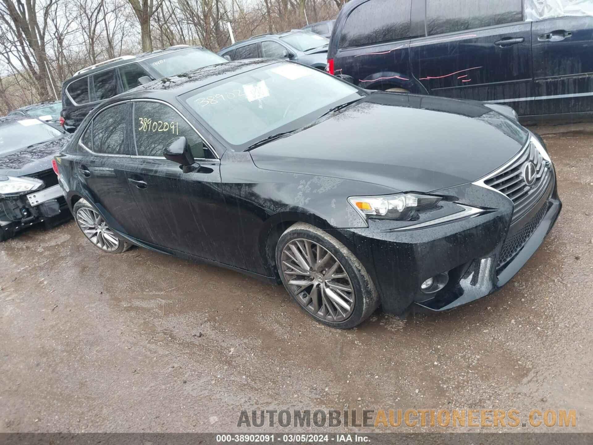 JTHBF1D26F5078088 LEXUS IS 250 2015