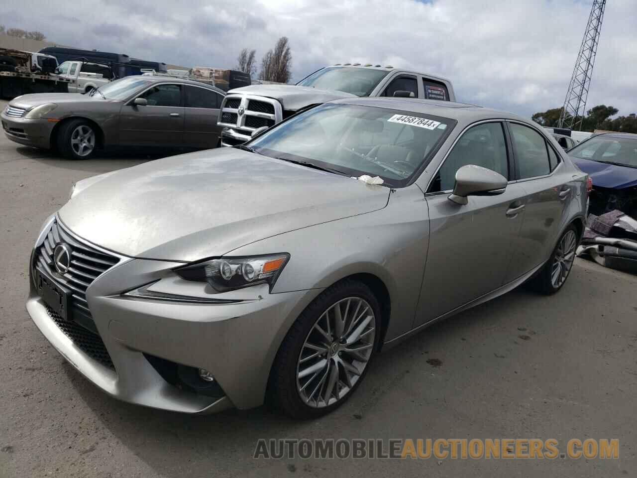 JTHBF1D26F5078804 LEXUS IS 2015