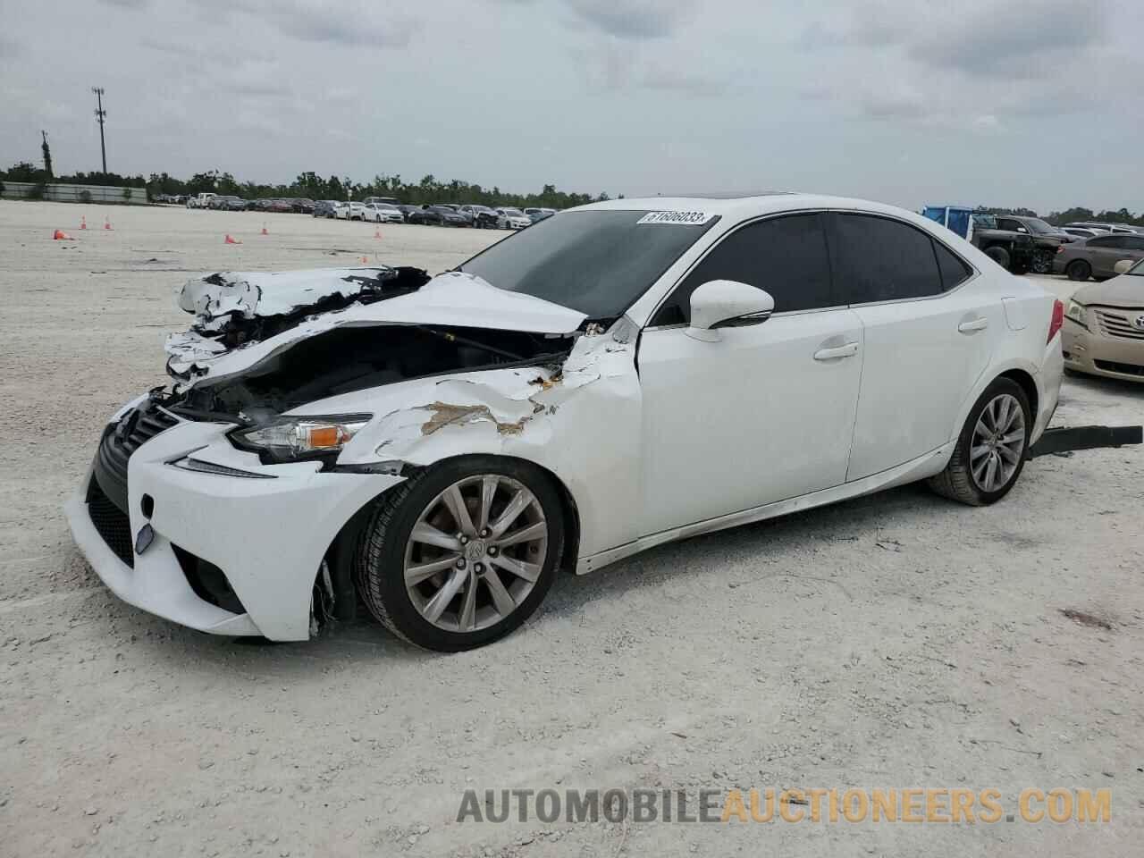 JTHBF1D26F5082187 LEXUS IS 2015