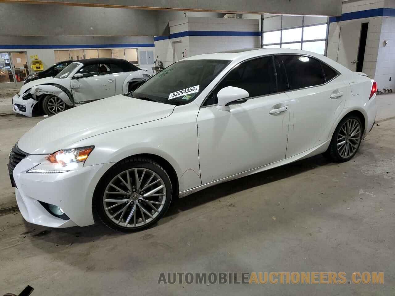 JTHBF1D27F5047142 LEXUS IS 2015