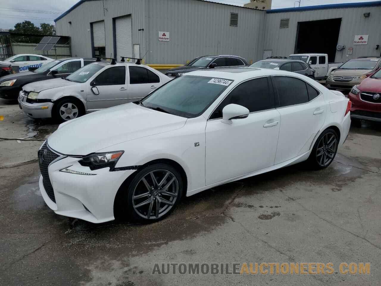 JTHBF1D27F5068993 LEXUS IS 2015