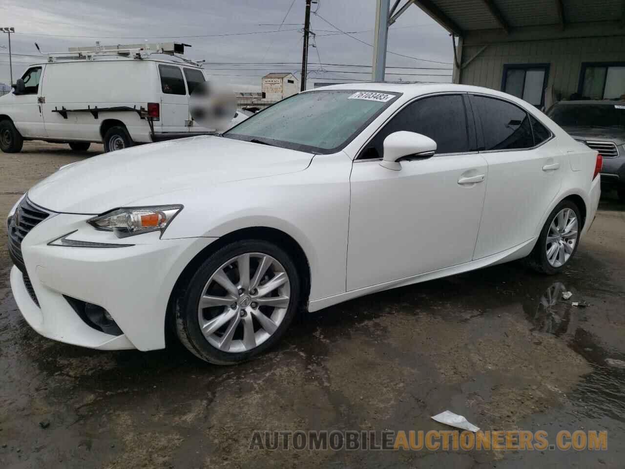 JTHBF1D27F5079069 LEXUS IS 2015