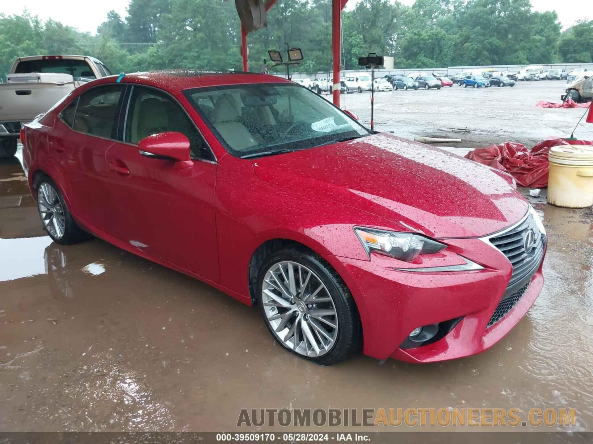 JTHBF1D28F5062443 LEXUS IS 250 2015