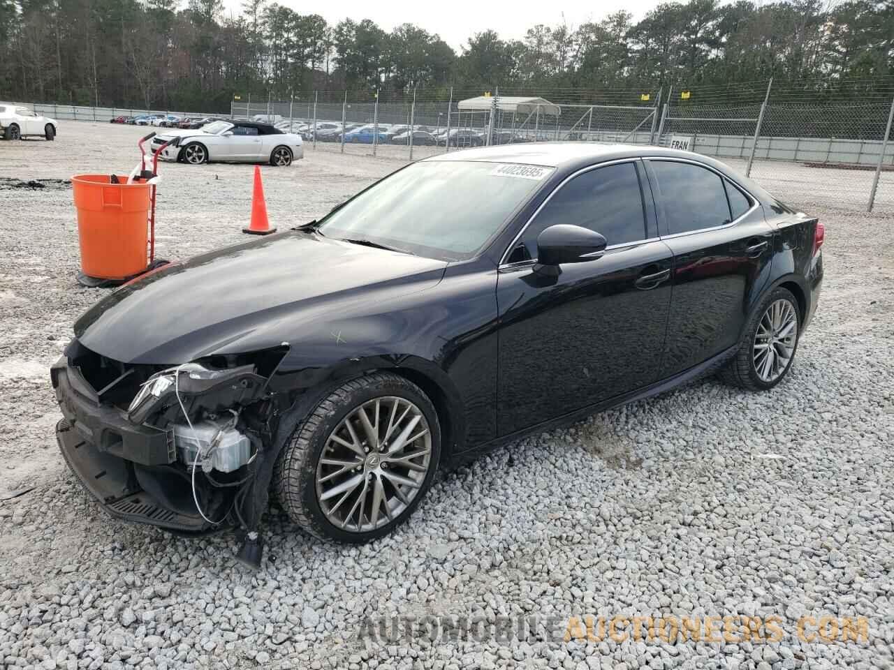 JTHBF1D28F5075189 LEXUS IS 2015