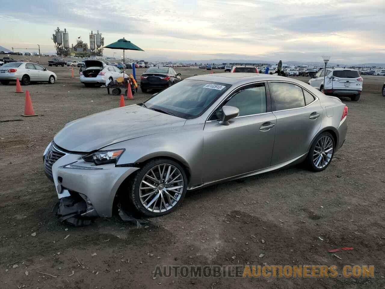 JTHBF1D29F5043724 LEXUS IS 2015