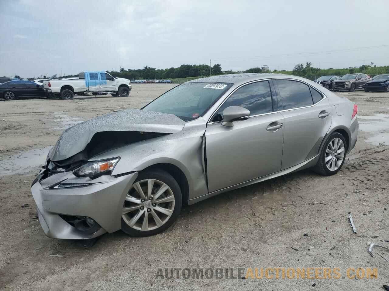 JTHBF1D29F5051788 LEXUS IS 2015