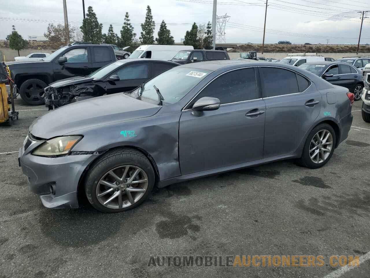 JTHBF5C20D5188155 LEXUS IS 2013