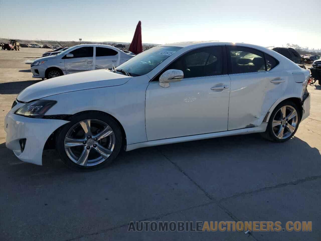 JTHBF5C21B5144016 LEXUS IS 2011