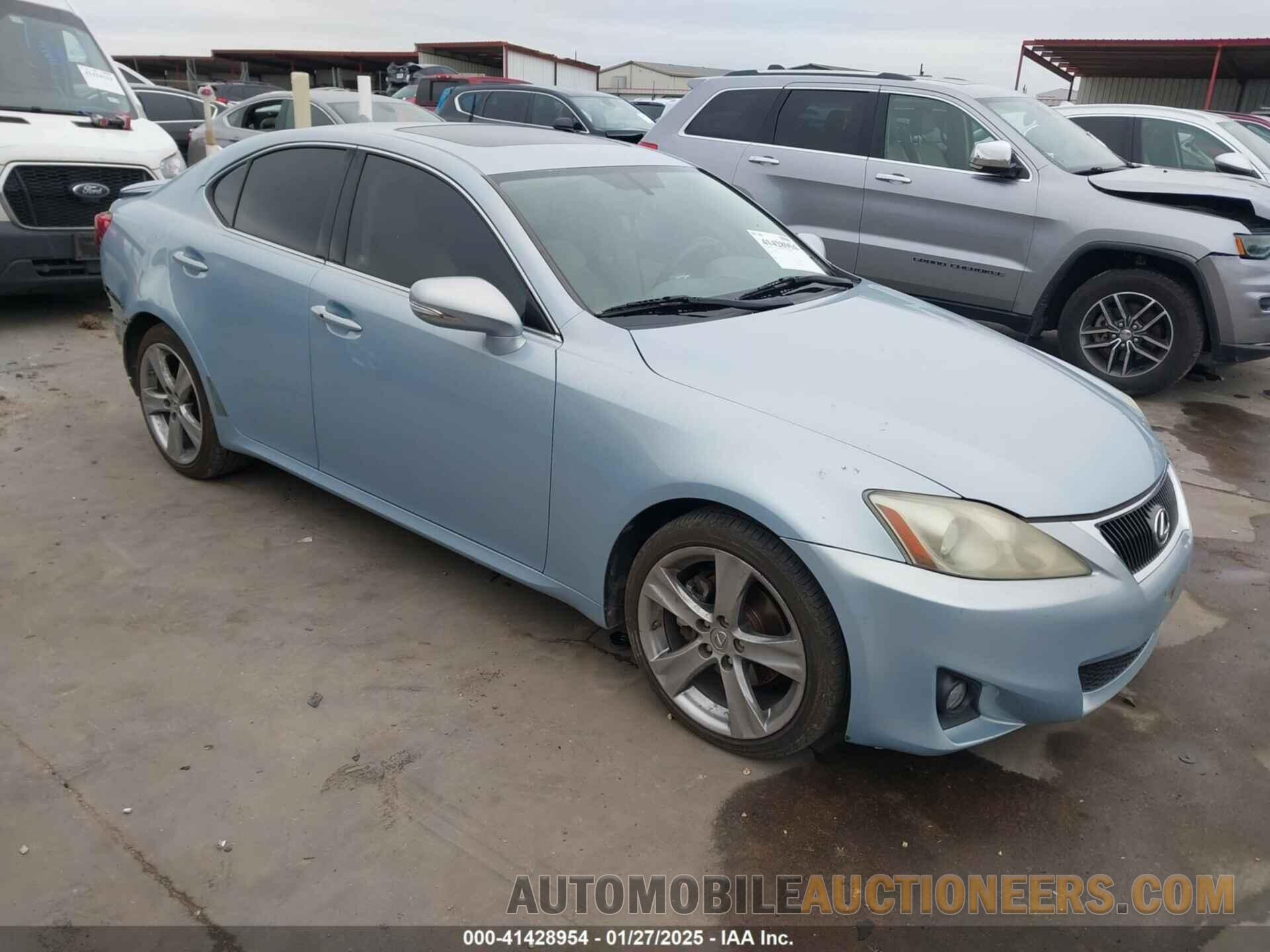 JTHBF5C26B5132072 LEXUS IS 250 2011