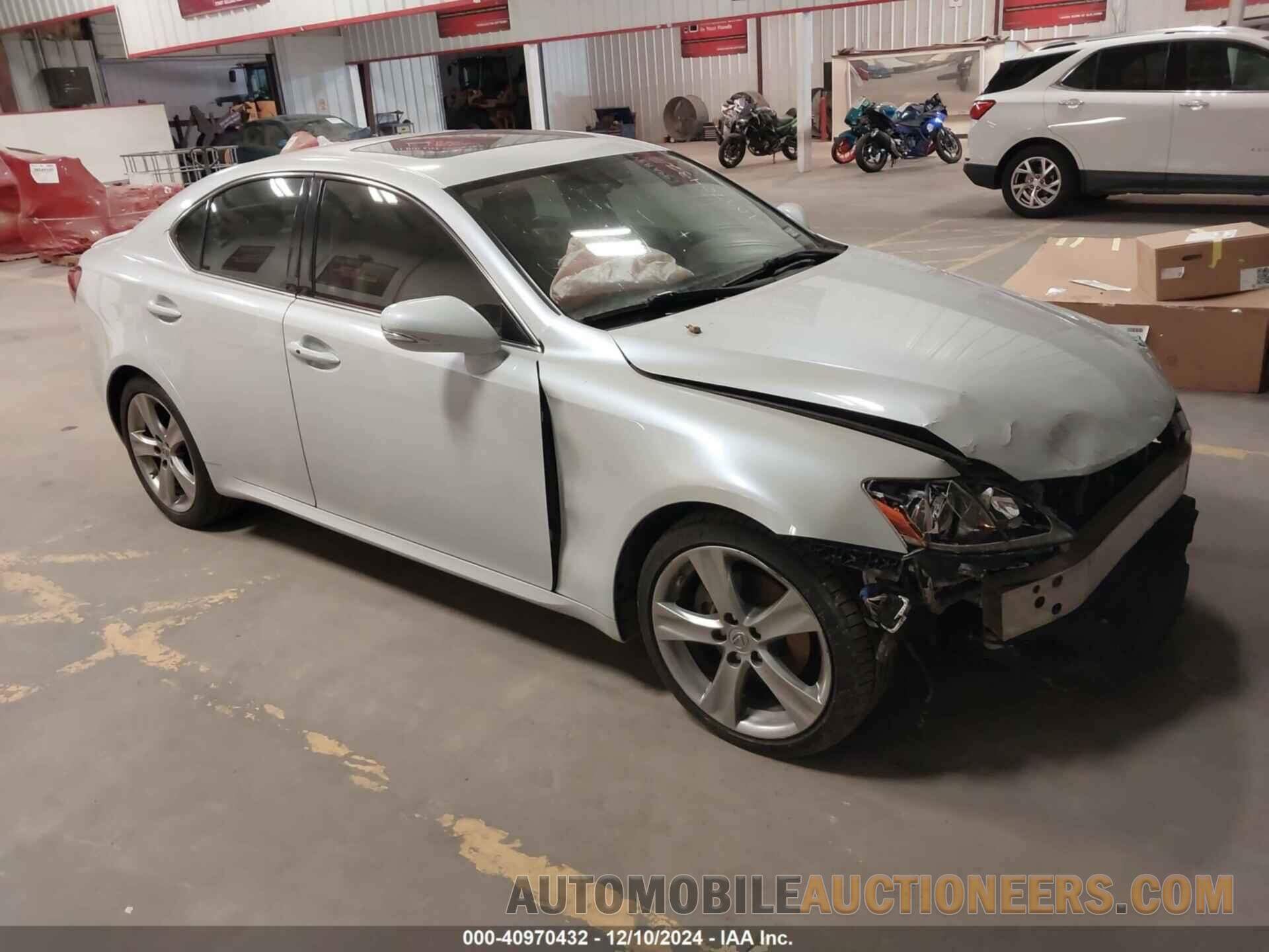 JTHBF5C28B5147737 LEXUS IS 250 2011