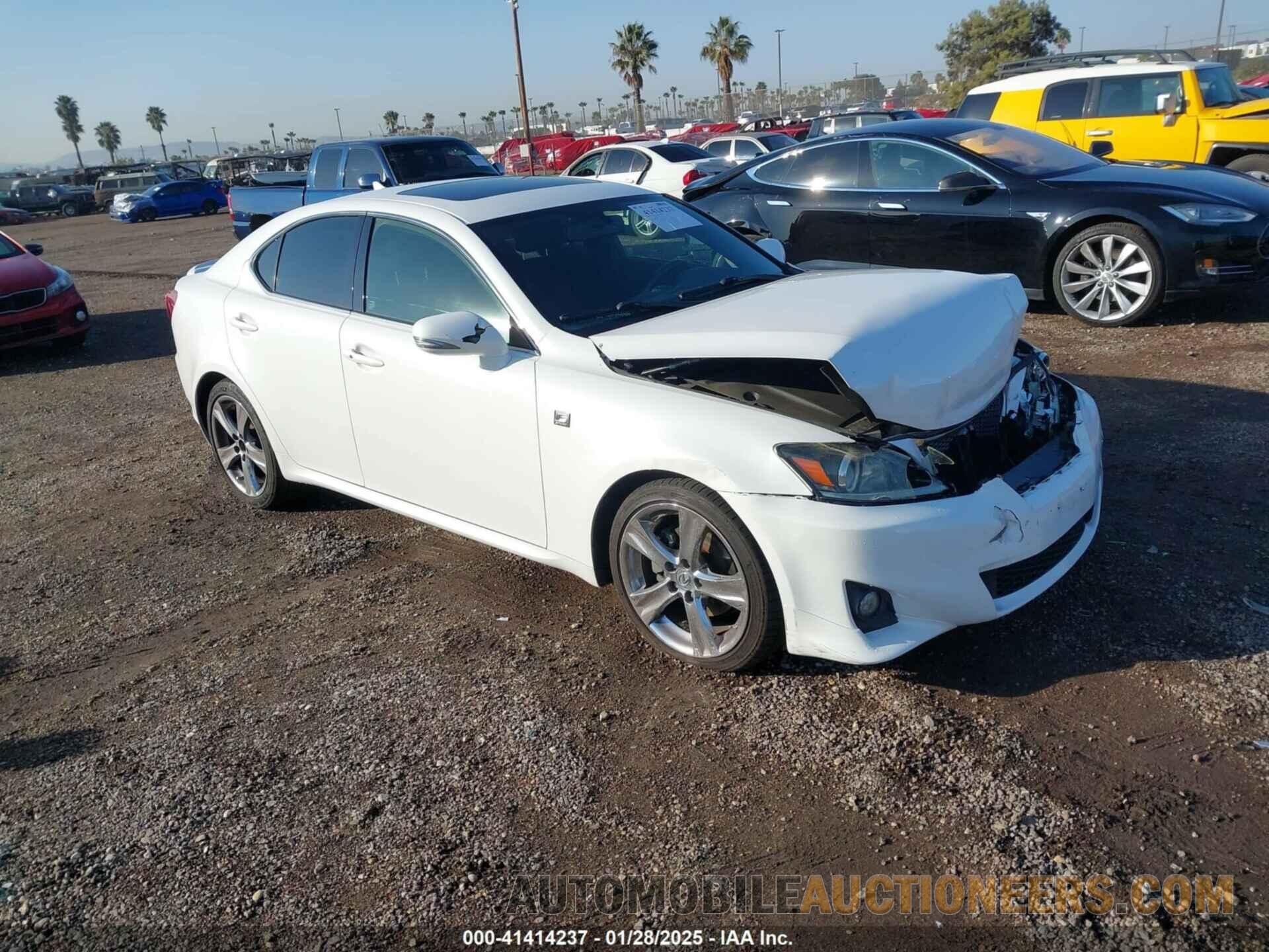 JTHBF5C28C5157671 LEXUS IS 250 2012