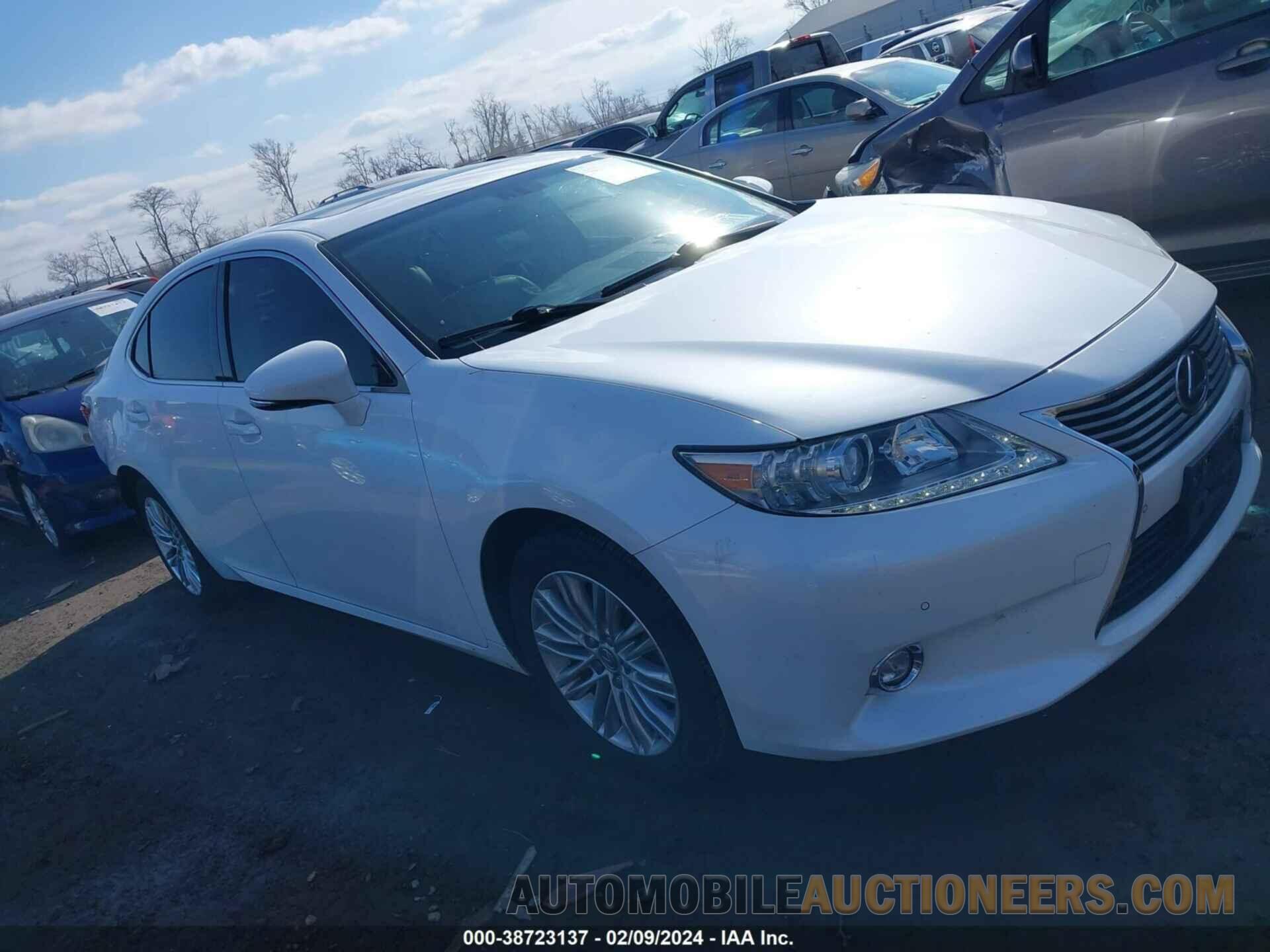 JTHBK1GG0F2162976 LEXUS ES 350 2015