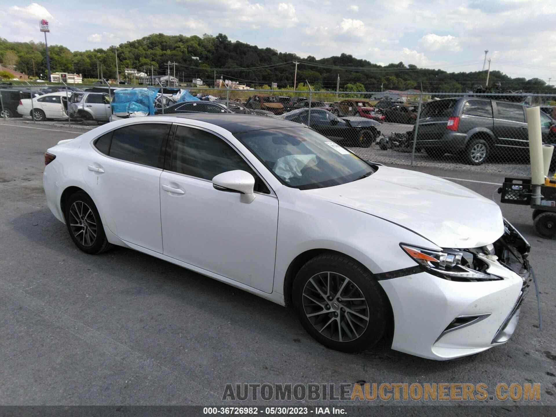 JTHBK1GG2H2250530 LEXUS ES 2017