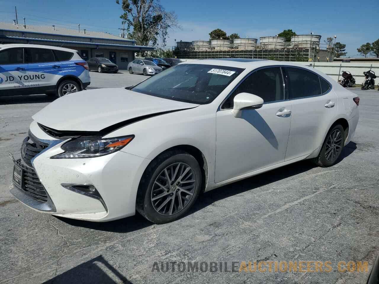 JTHBK1GG2H2250978 LEXUS ES350 2017