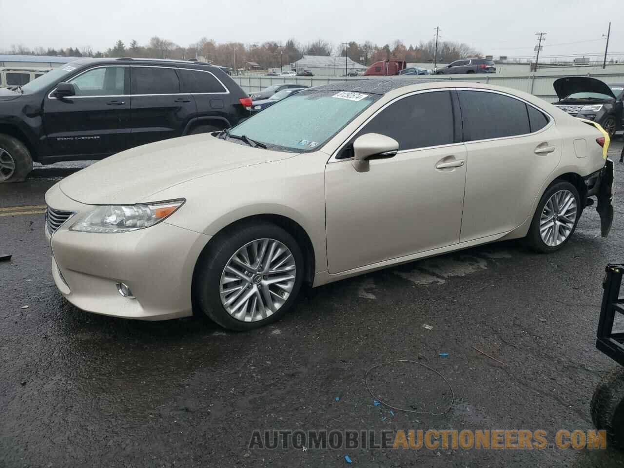 JTHBK1GG3D2053893 LEXUS ES350 2013