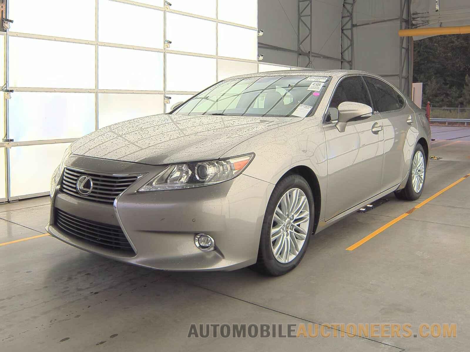 JTHBK1GG4F2210821 Lexus ES 2015