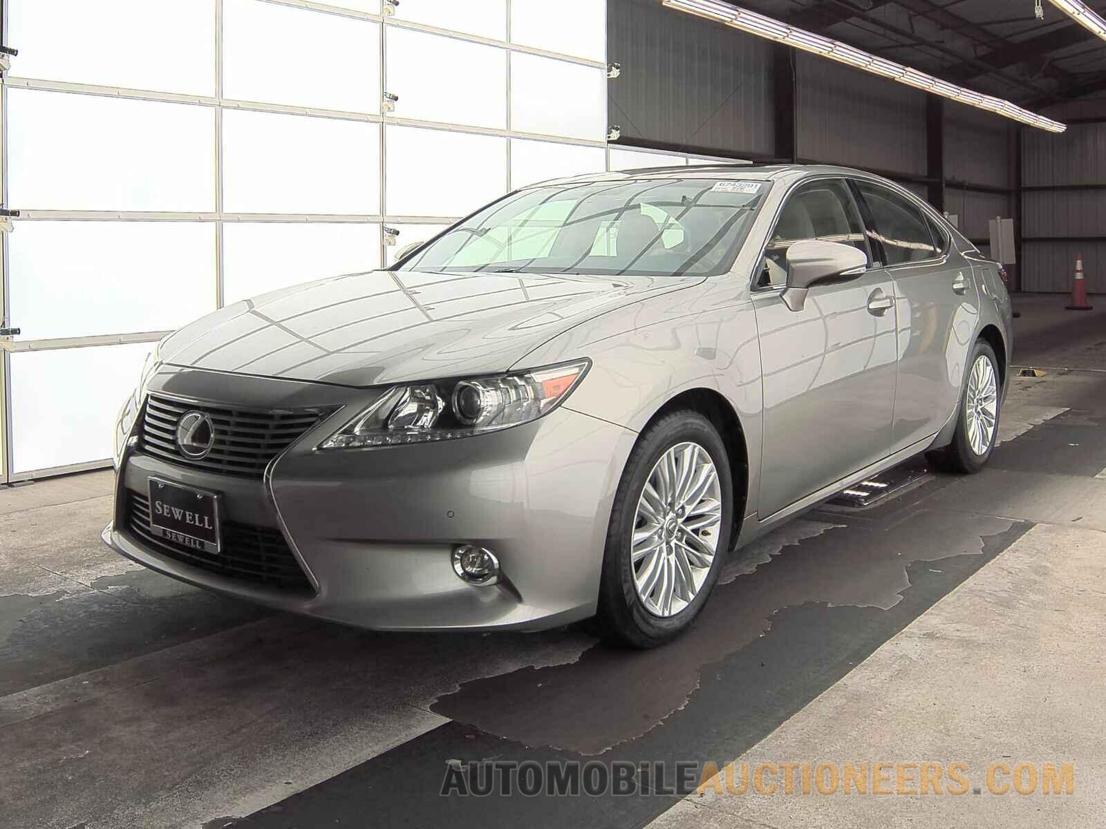 JTHBK1GG9F2173426 Lexus ES 2015