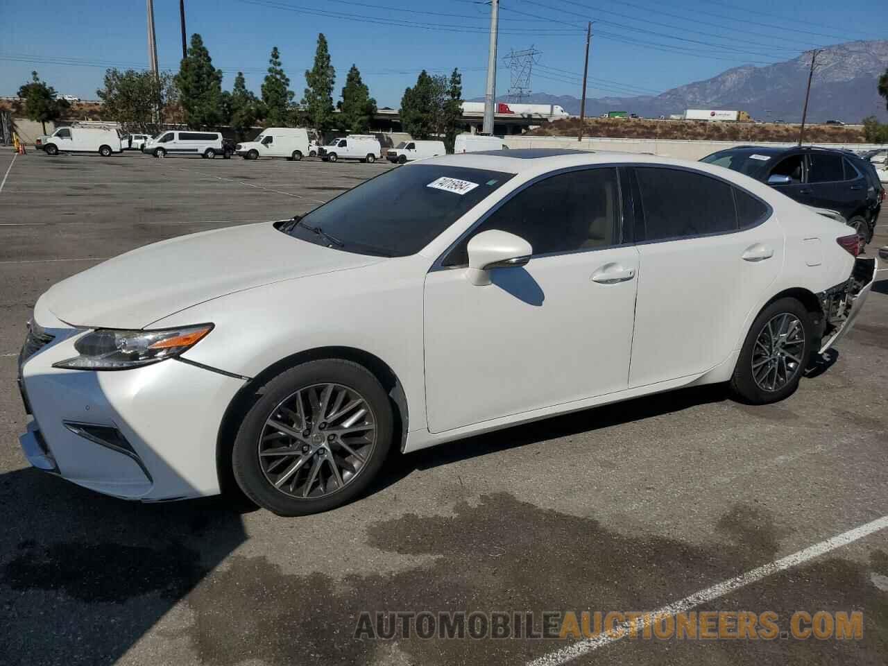 JTHBK1GGXG2214132 LEXUS ES350 2016