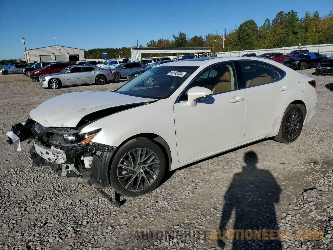 JTHBK1GGXG2232257 LEXUS ES350 2016