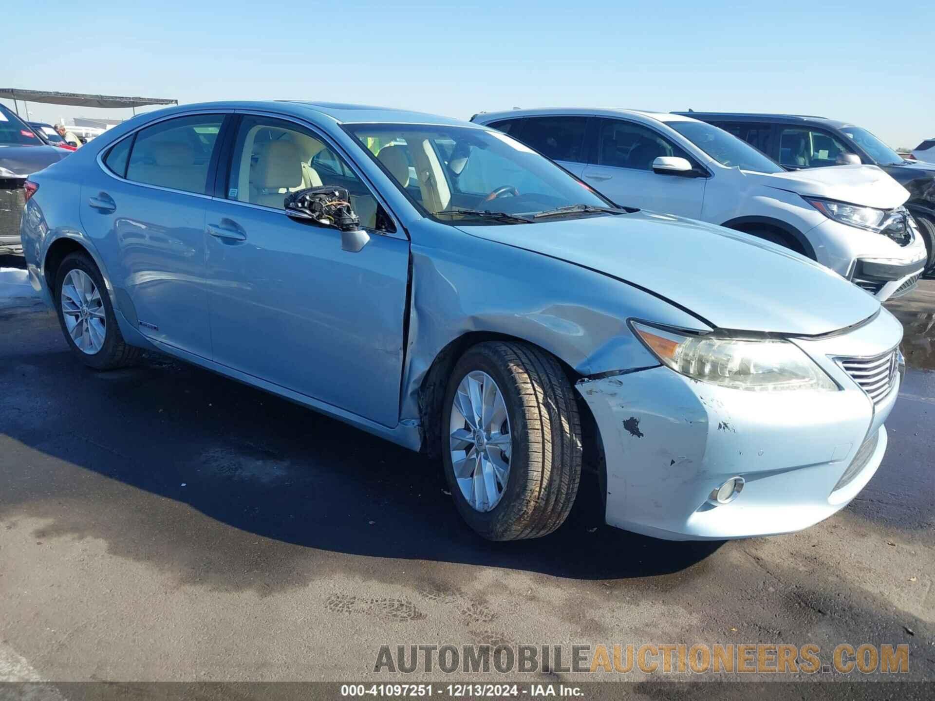 JTHBW1GG0D2014084 LEXUS ES 300H 2013