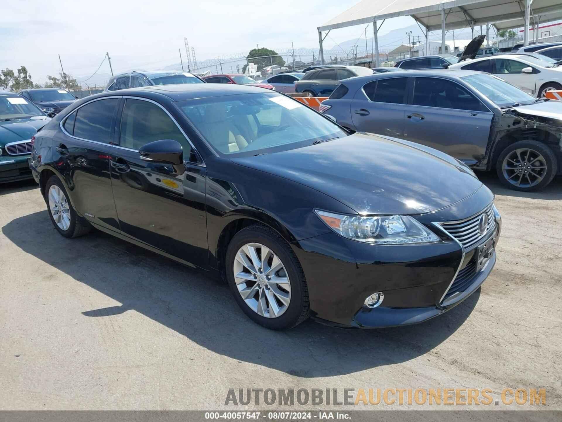 JTHBW1GG0F2095056 LEXUS ES 300H 2015