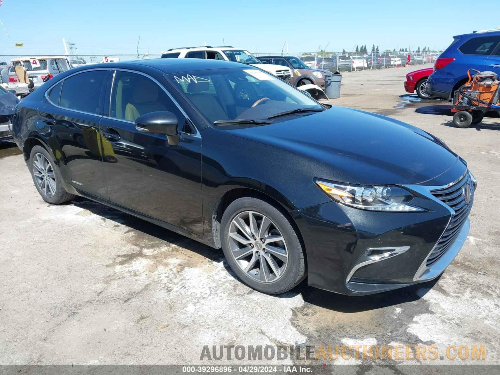 JTHBW1GG0J2189592 LEXUS ES 300H 2018