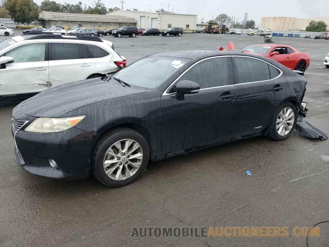 JTHBW1GG1D2021545 LEXUS ES300 2013