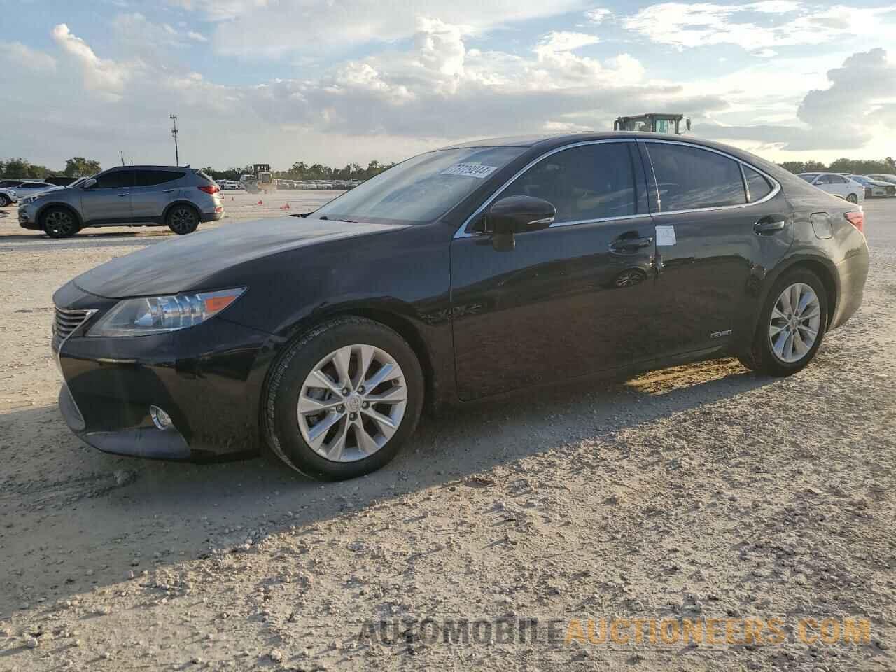 JTHBW1GG1F2077942 LEXUS ES300 2015